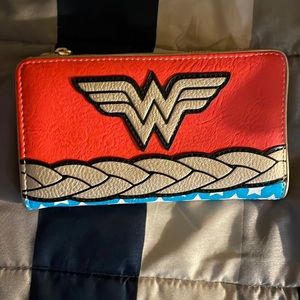 Brand new Loungefly Wonder Woman wallet